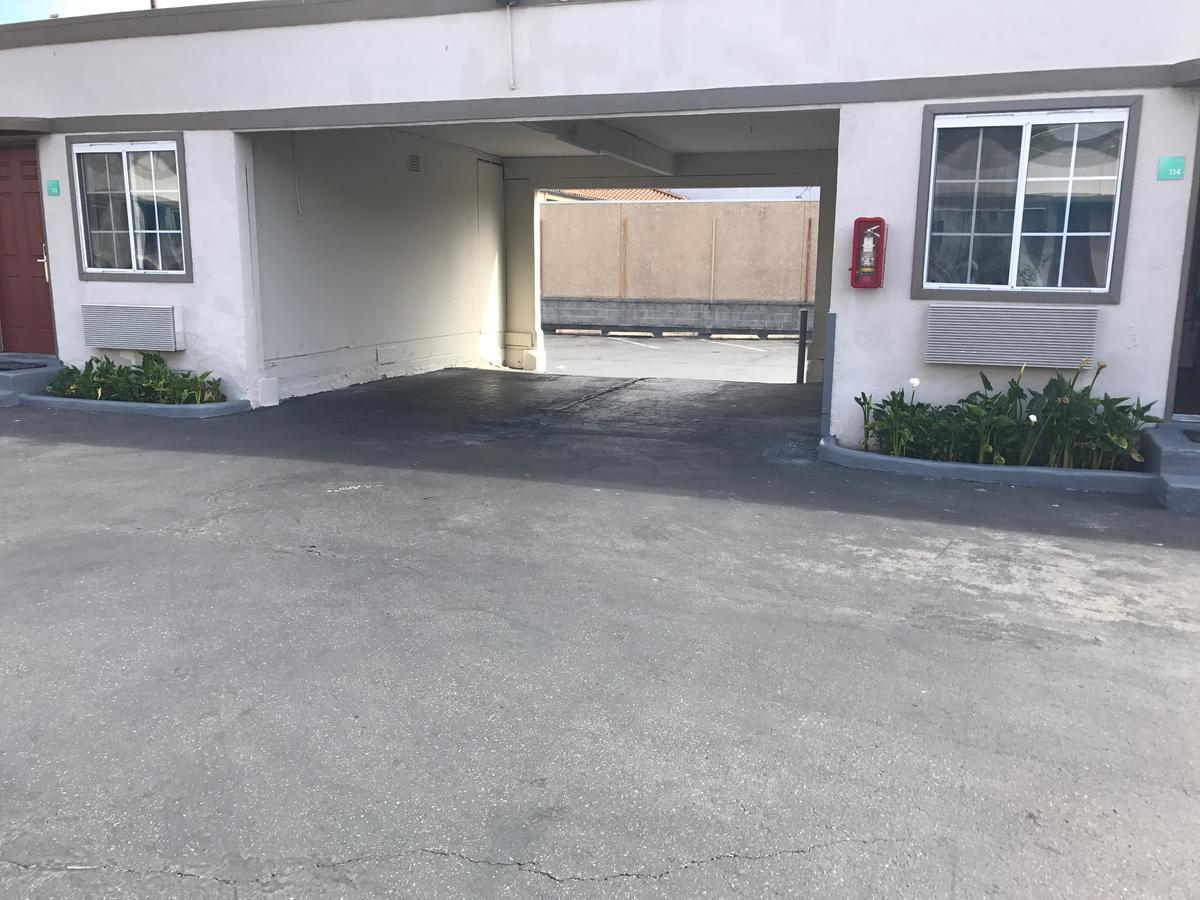 Geneva Motel Дейли-Сити Экстерьер фото